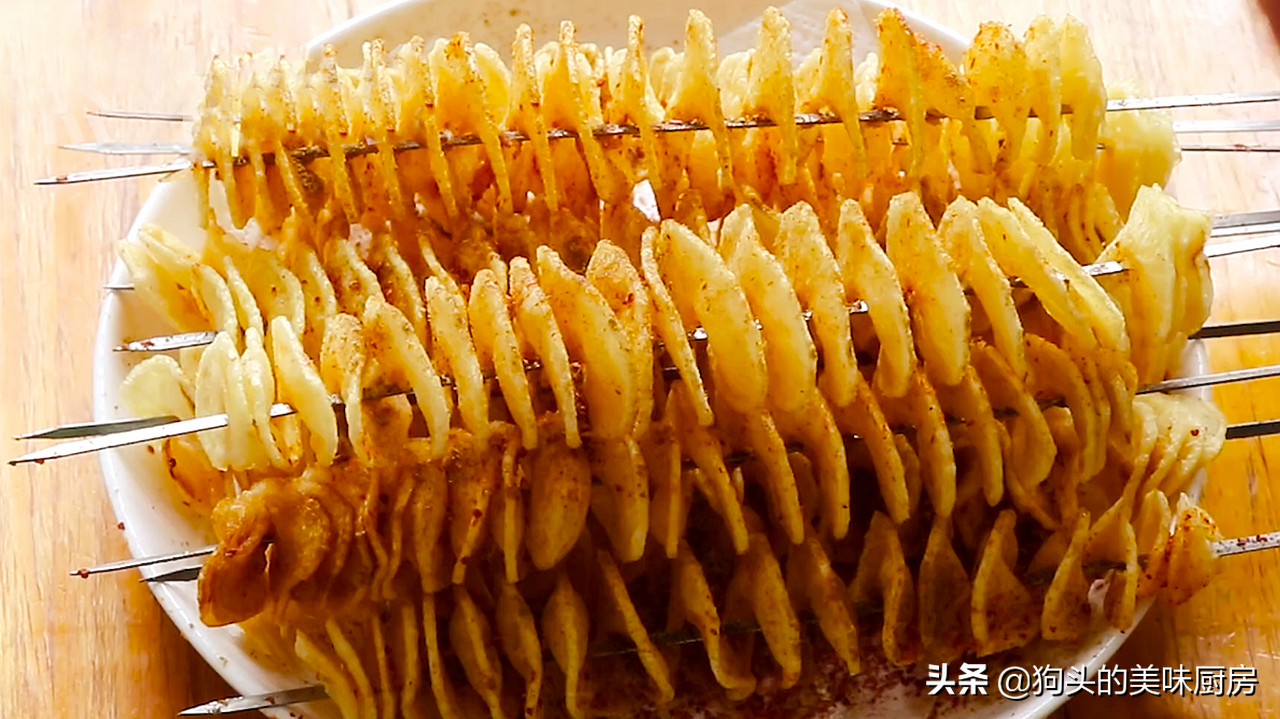 外面10块钱的旋风土豆，自己在家就能做，成本不到1块钱
