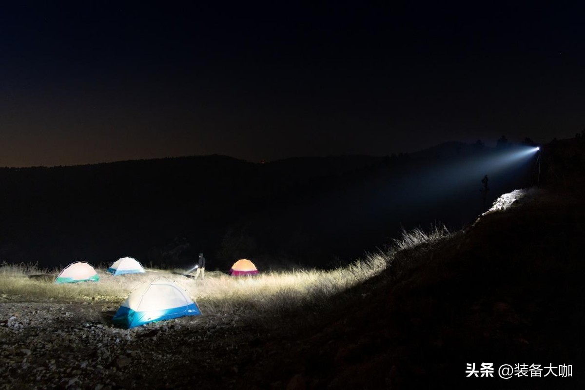 这款三眼小钢炮竟有18000流明——Lumintop雷明兔GT3手电