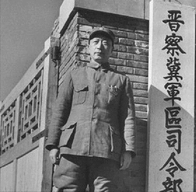 十大元帅，单论战功谁排第一？毛主席又给予了他们怎样的评价？