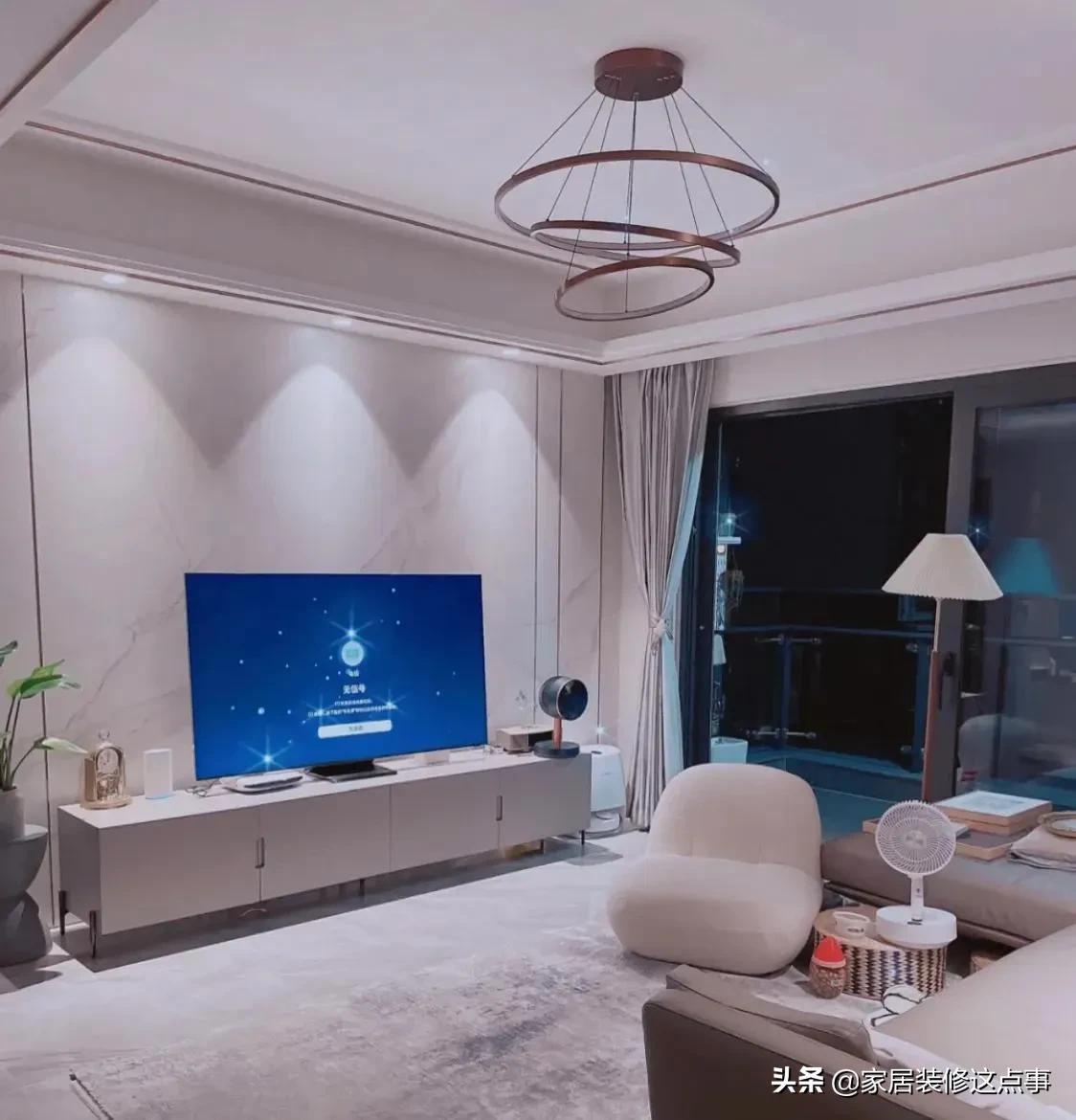 深圳80后夫妻，因装自家新房而走红，色调搭配堪称“教科书”