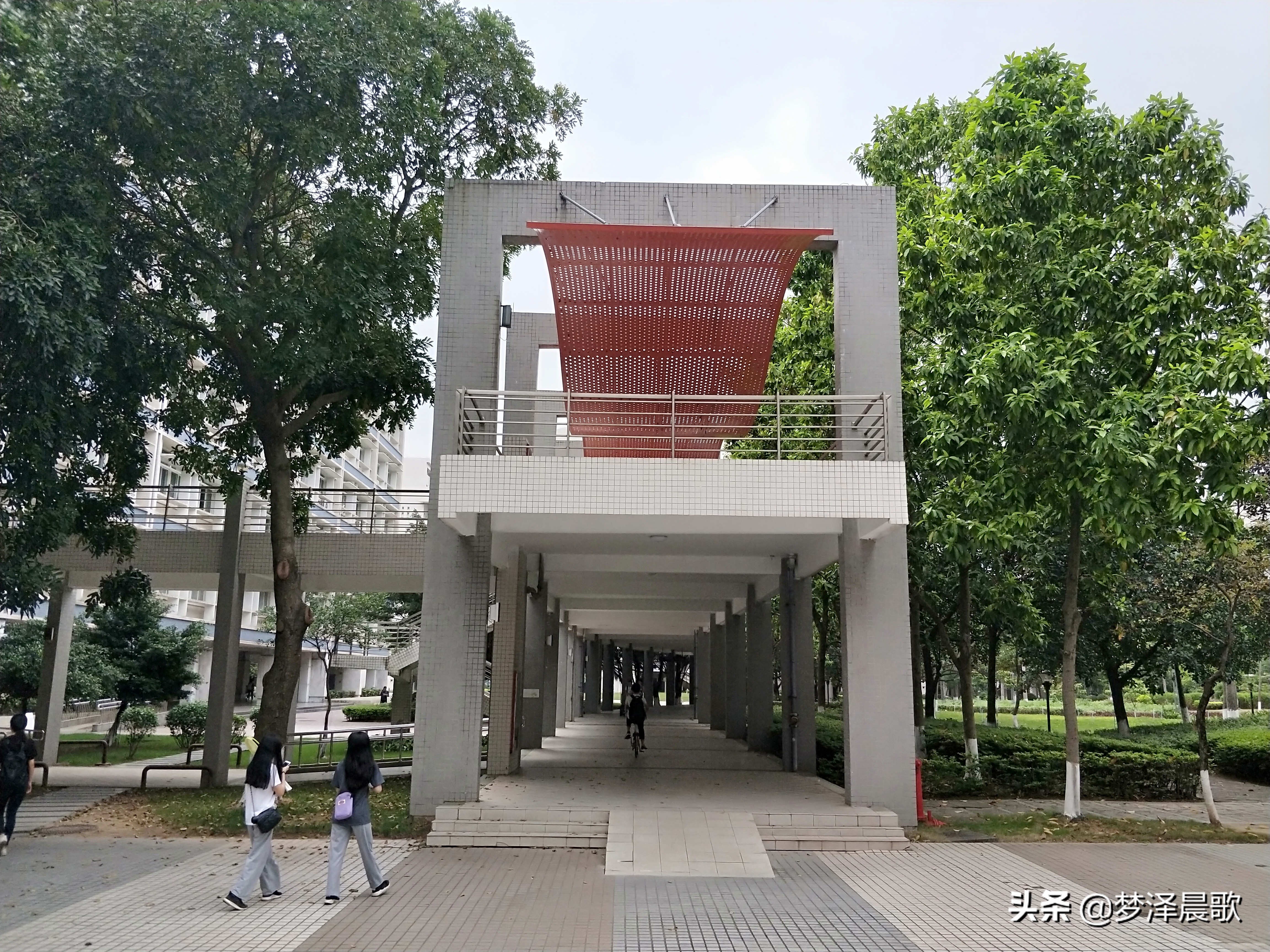 美丽校园“广州大学”