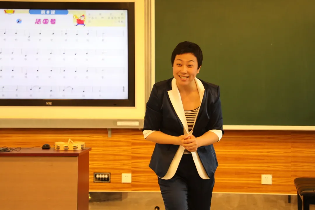 北京润丰学校（北京市润丰学校开展艺术大学部行政督导课教学展示）