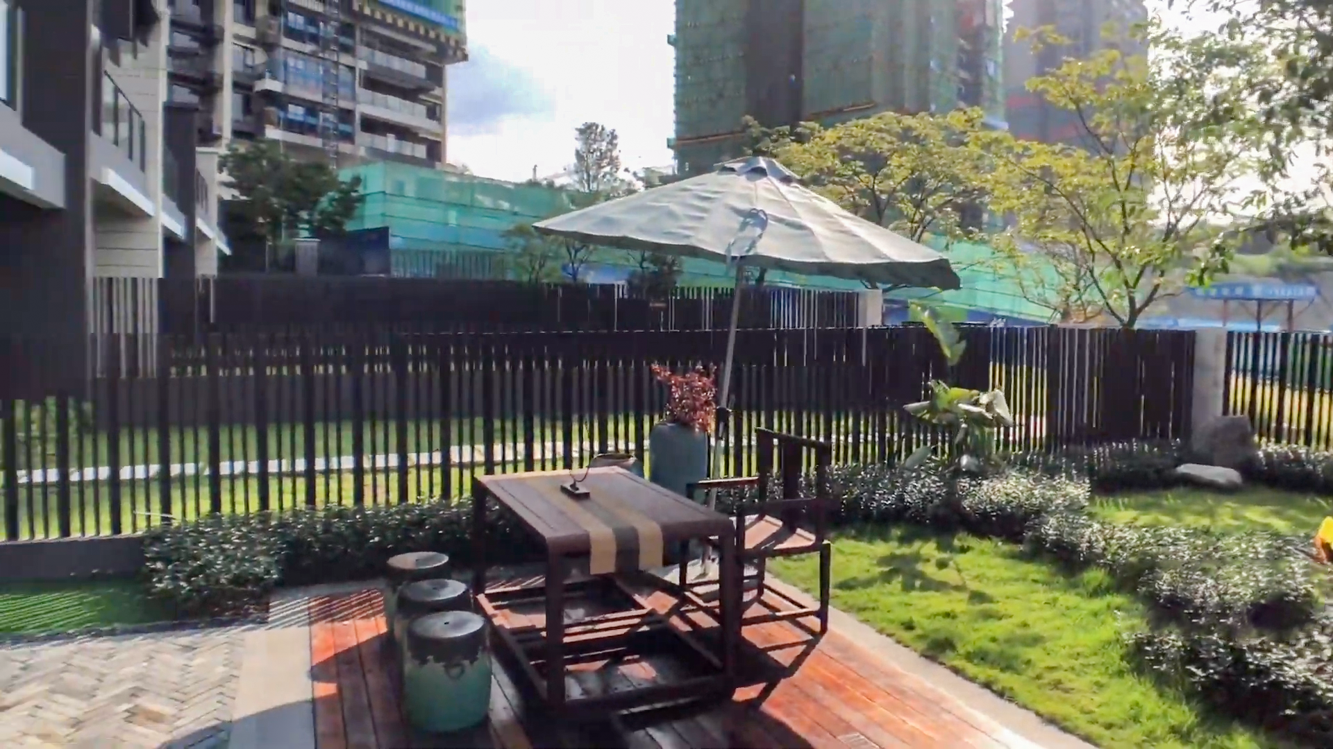 别墅太大，住着害怕，小别墅才是最佳的选择，不贵又宜居