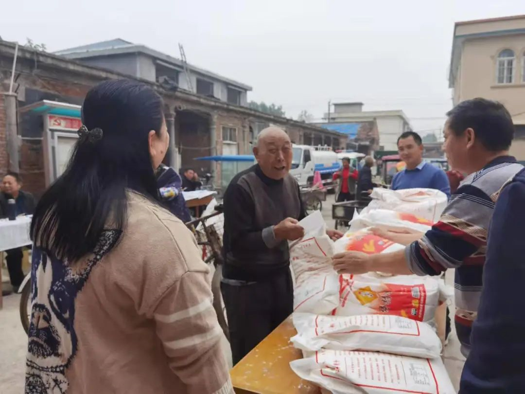 辉县市胡桥街道举办“我们的节日·重阳”系列文明实践活动