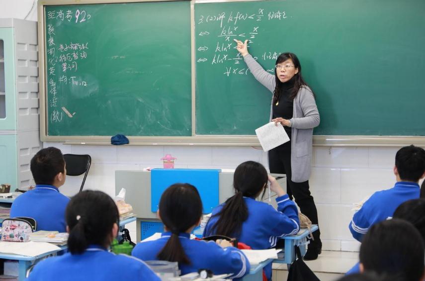 首次八省新高考，部分老师或面临失业危机，“这一学科”很受伤