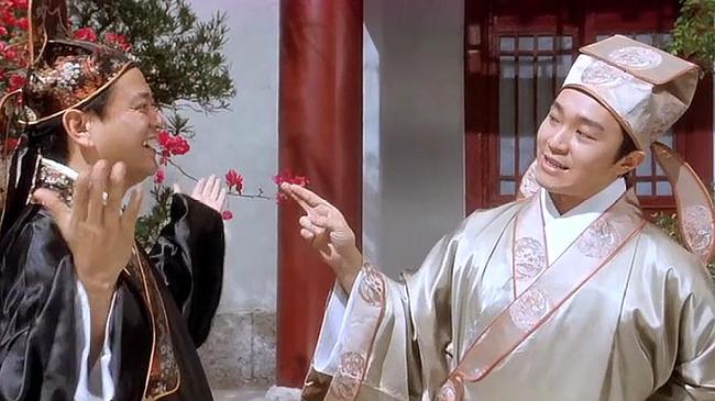 天欲其亡，必令其狂：唐伯虎真正装疯卖傻的原因，竟然是因为造反