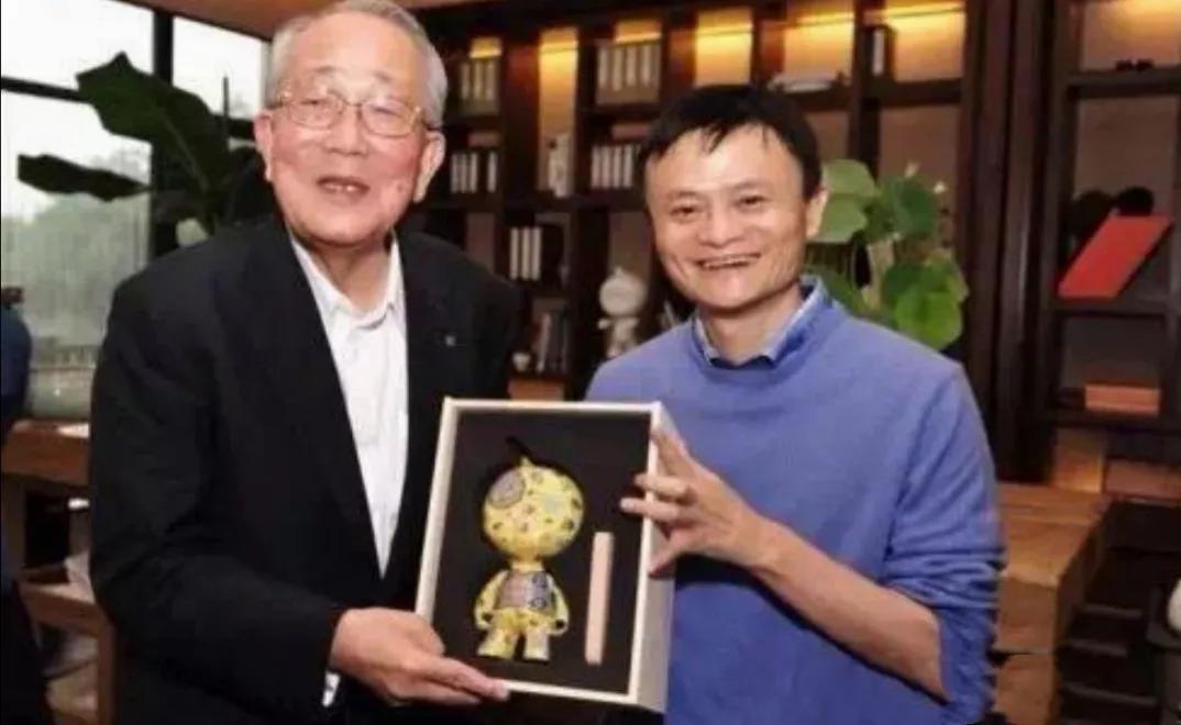 孩子高考没考好，父母该怎么办？给他讲稻盛和夫的“成功方程式”