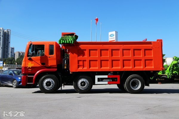 5米货厢能拉15吨,实拍江淮格尔发a5l小三轴自卸车