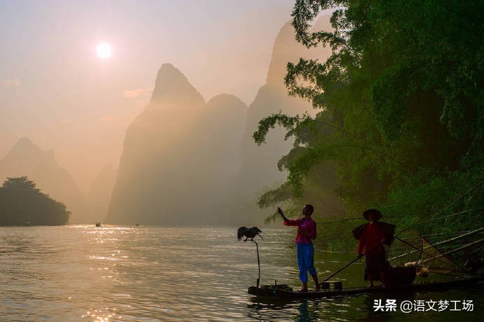 高考满分作文：《平凡如沙，光亮如珠》《甘愿做“补白”》