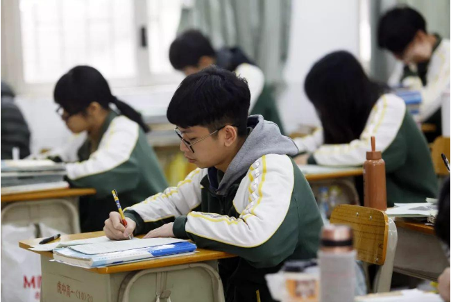 8省市联考预测线，各省市的考生们还是差距不小的，湖南考生偏优