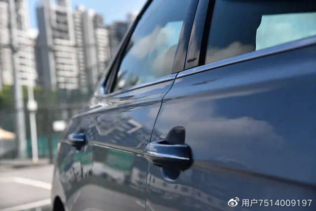 试驾｜摆脱以往的商务气息，试驾上汽大众新帕萨特330TSI