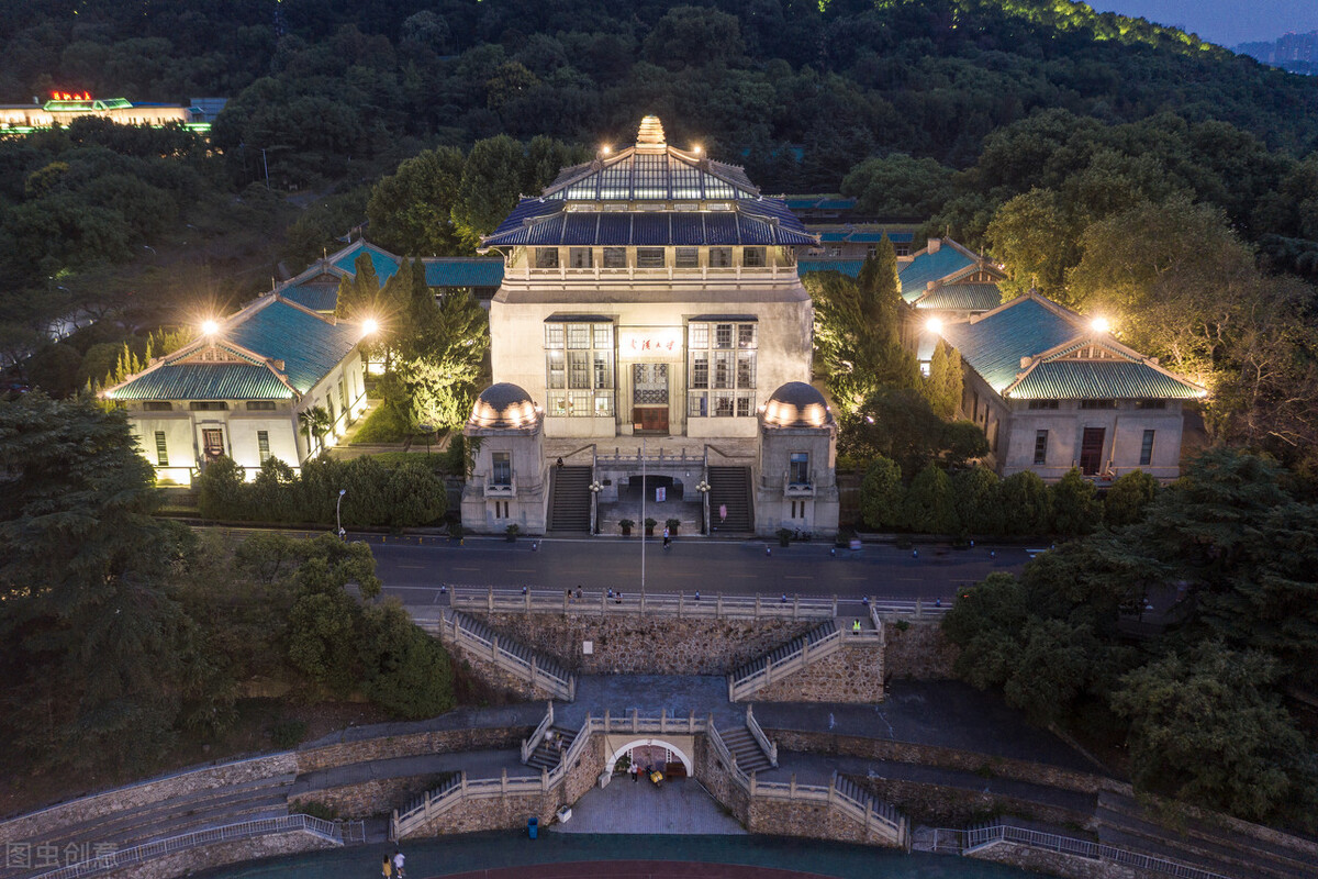 605分上一流“985”大学，江西理科生笑了，文科生却有苦难言