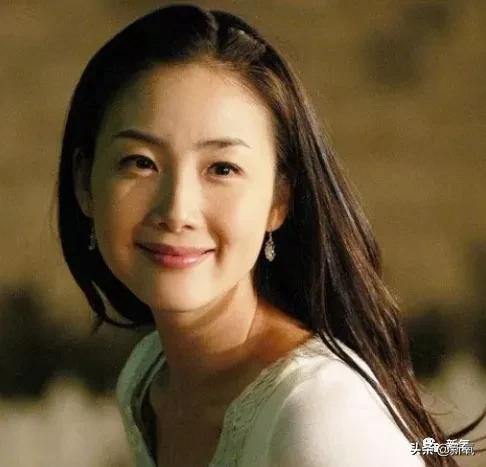 韩国悲剧女王崔智友,明明大眼睛水汪汪,但是整体长相却很悲情?
