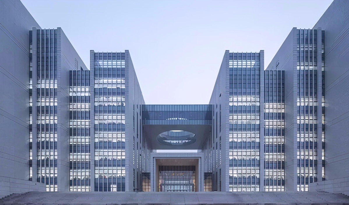 造型新奇，馆藏丰富，5万多平方米，山东这座图书馆“火”了