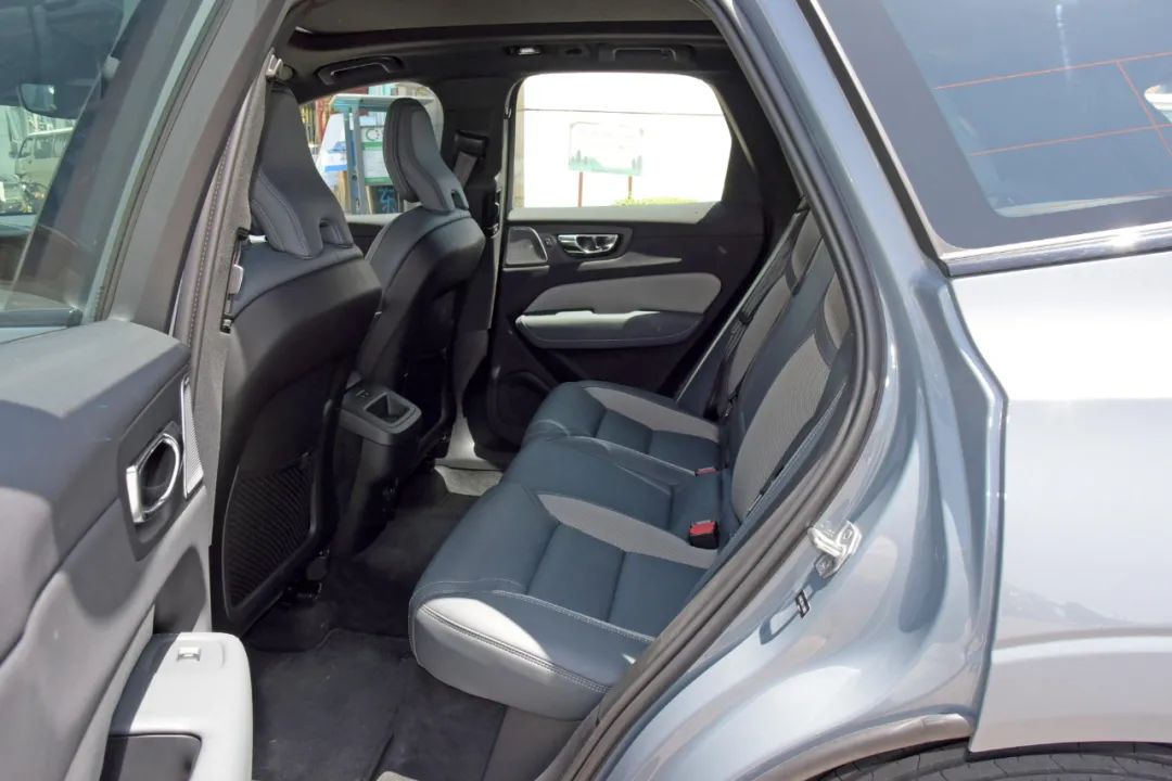 有的加长，有的改款，这三款豪华品牌中型SUV谁更值得买？