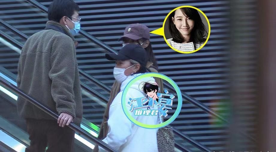 网传白百何已生二胎？带神秘小孩出街母爱泛滥，母亲陪伴小心翼翼