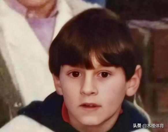 父亲豪尔赫·梅西是一位钢铁工厂经理