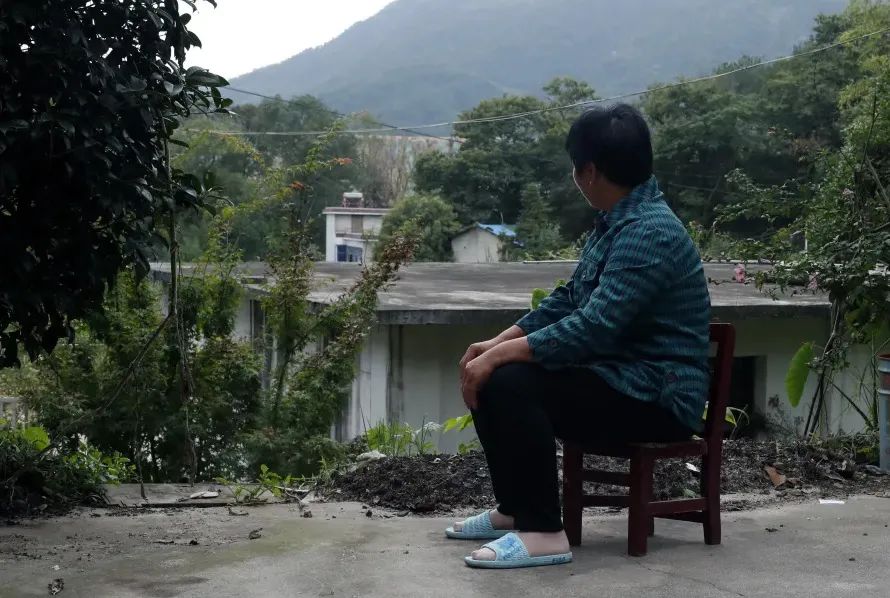 这就是母爱的力量！坚持20年，她把无人愿收的脑瘫双胞胎送入大学