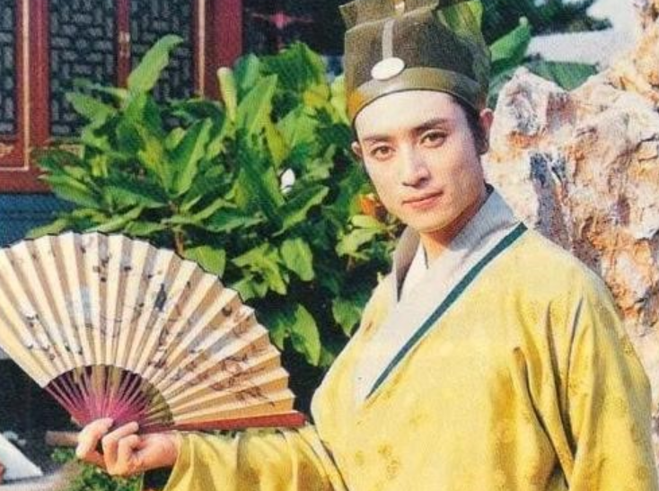 《黎明之前》11年演员格局大变样，女配角嫁星二代，大反派成一线