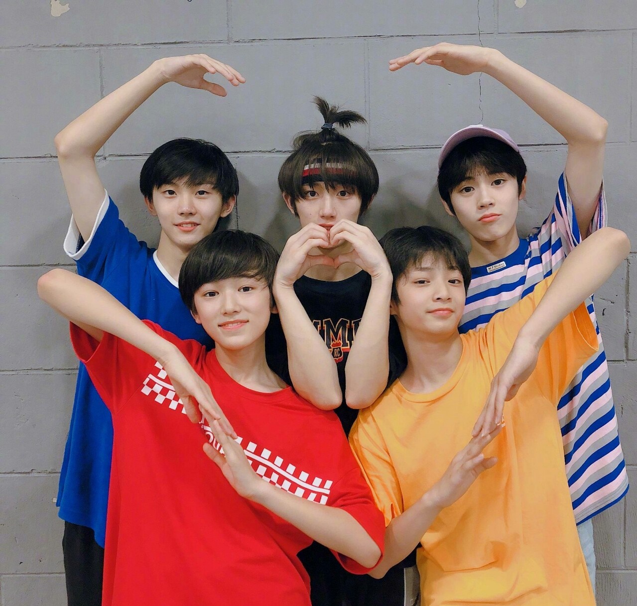 当明星还不够，偏偏要装学霸，这5位明星，有的退圈，有的被群嘲