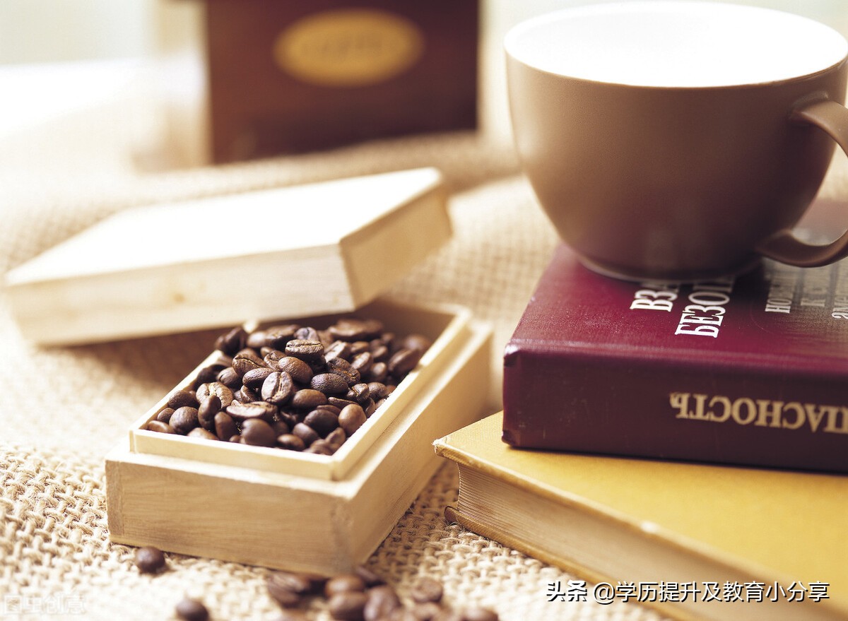 初级两科连续考试要注意什么？证书需要年审吗？