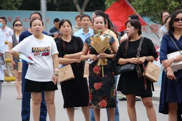 2021高考遇上“小年”，本科分数线会不会下降？主要看这三点因素