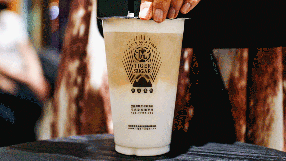 饮品创业加盟，不仅是选品牌，更是选公司