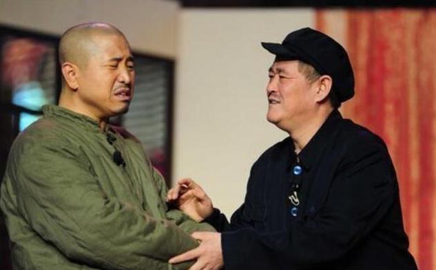 2011年，王小利在春晚的“黑色6秒”，给恩师赵本山留下一生阴影