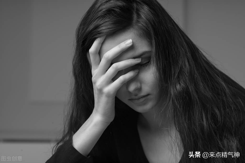舌头出现小红点且肿胀可能是炎症或感染引起的症状。