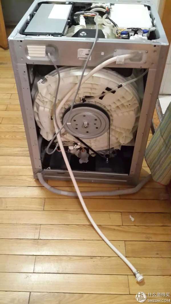 洗衣机：有容乃大 四千元10kg哪家强？松下、LG、三星对比横评