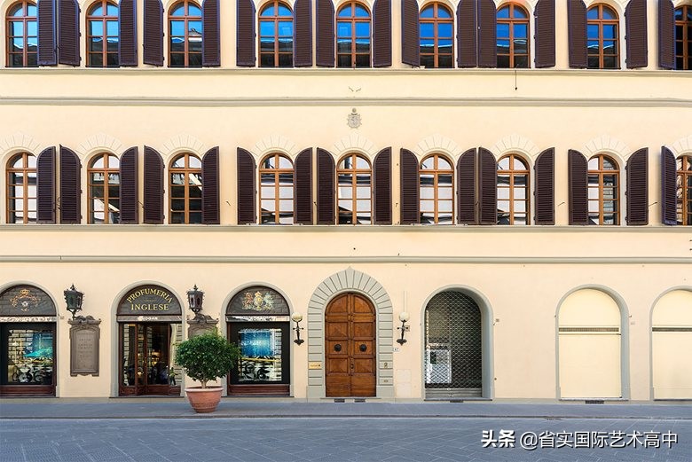 2019年最新服装设计留学院校排名，全球十大服装名校大盘点