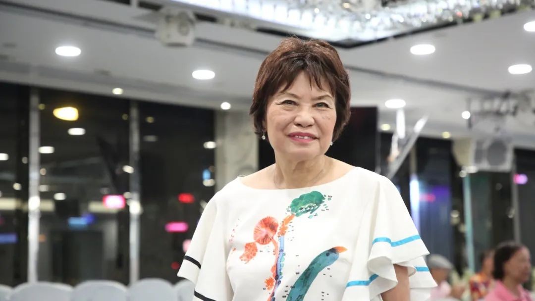 上到87岁，下到46岁，曾貌美如花的10大女港星，至今未婚