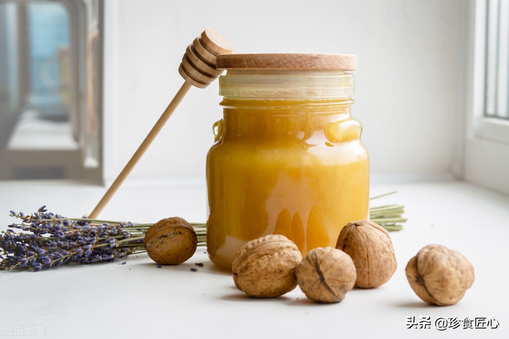 蜂蜜天天吃，鉴别有妙招，这6种方法帮你选好蜜
