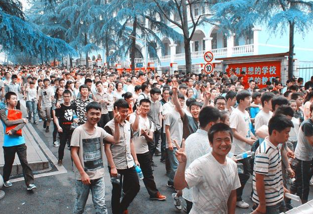 为什么一到高考就下雨？背后的原因找到了，原来是和考生有关