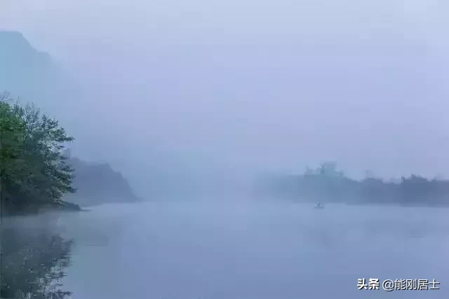 人生不易，悲喜相依，愿我们都能善待他人，也能被世界温柔以待！