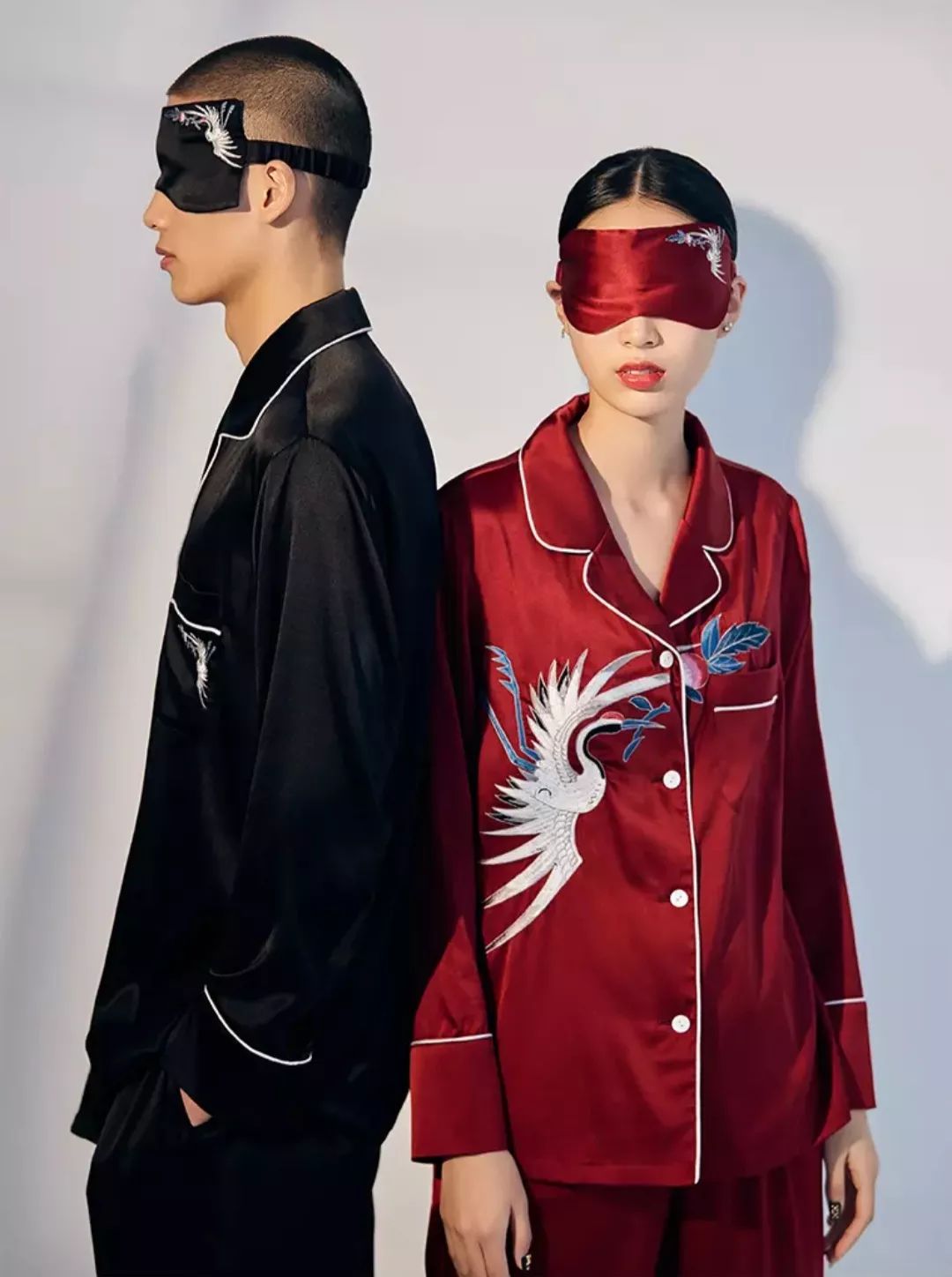 艺术涨姿势：内衣小史 | 张小玉