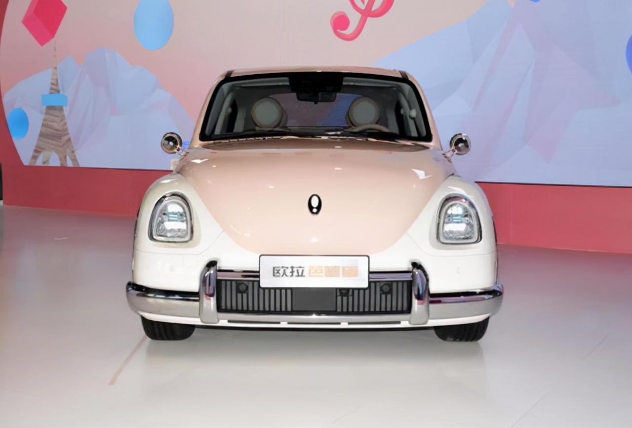 续航500KM，国产新一代“复古”车，连颜色都是特制，欧拉芭蕾猫