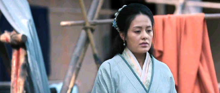 窦娥为何要发重誓牵连无辜百姓？关汉卿想表达什么？