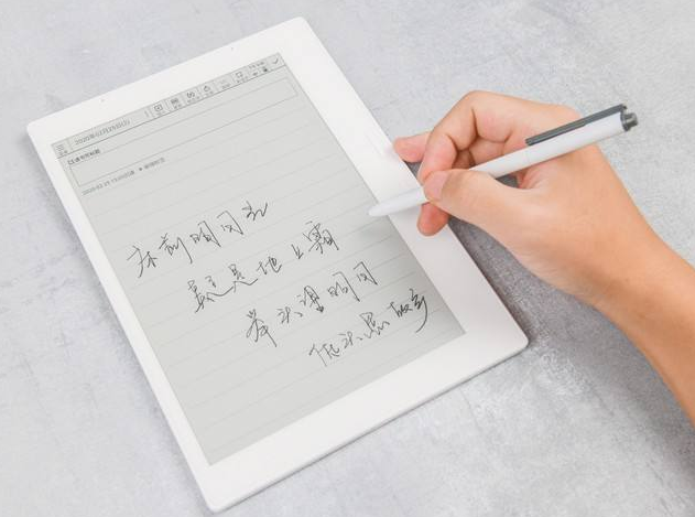 电容笔哪种好，普通的电容笔和苹果电容笔有什么不同？