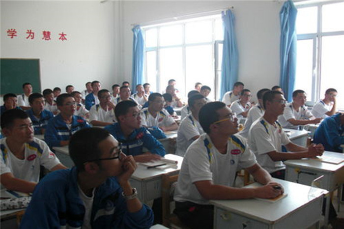 河南理科状元祝乐，凌晨四点被清华“抢走”，他到底考了多少分？