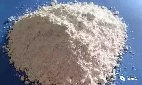 别被骗了！这是玉都是玉石粉压制而成的