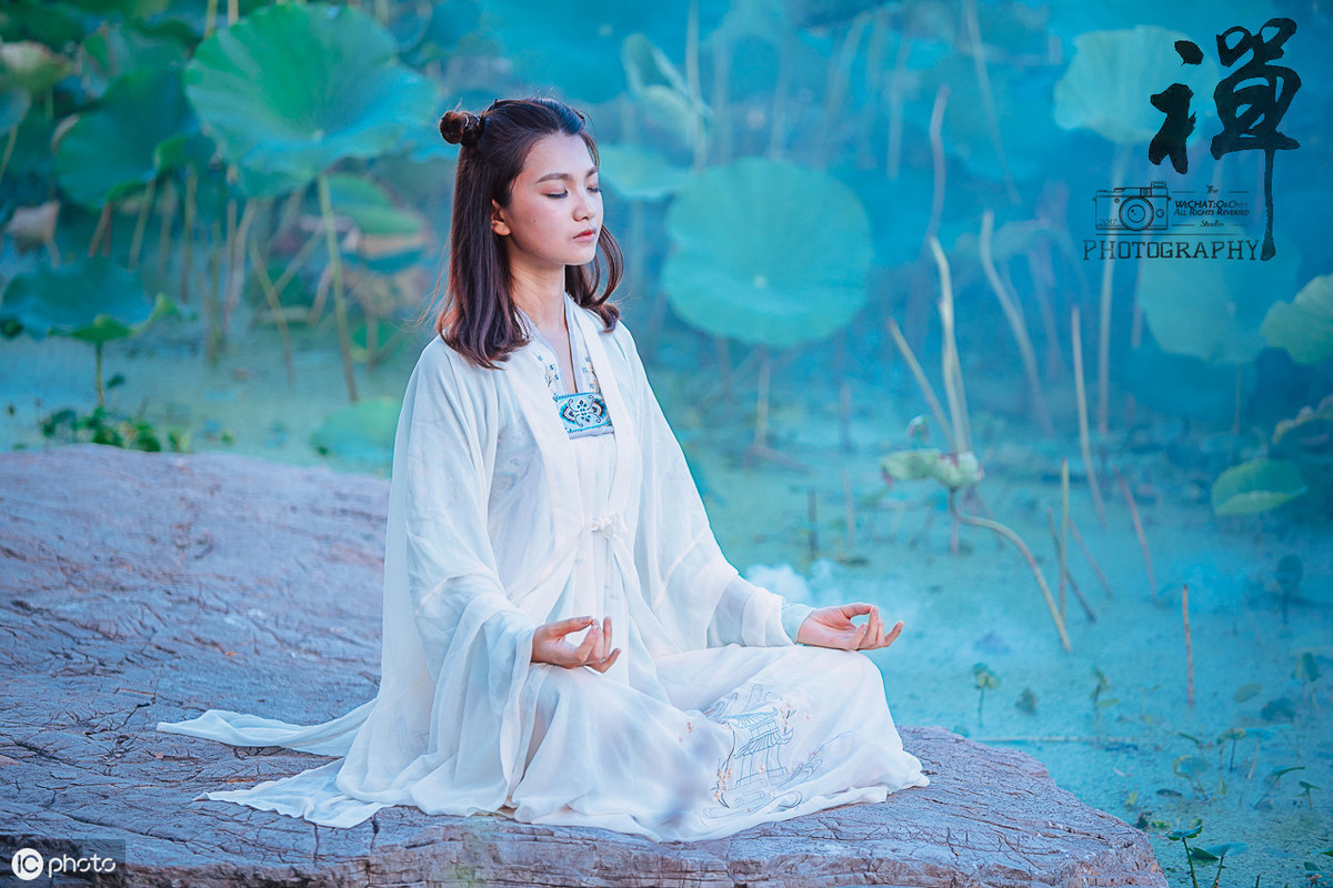 十首禅意唯美的经典古诗词，空灵禅意，清新唯美