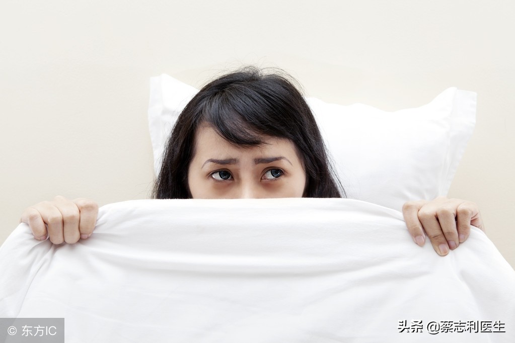 做梦梦到衣服丢了，潜意识中的焦虑与自我审视