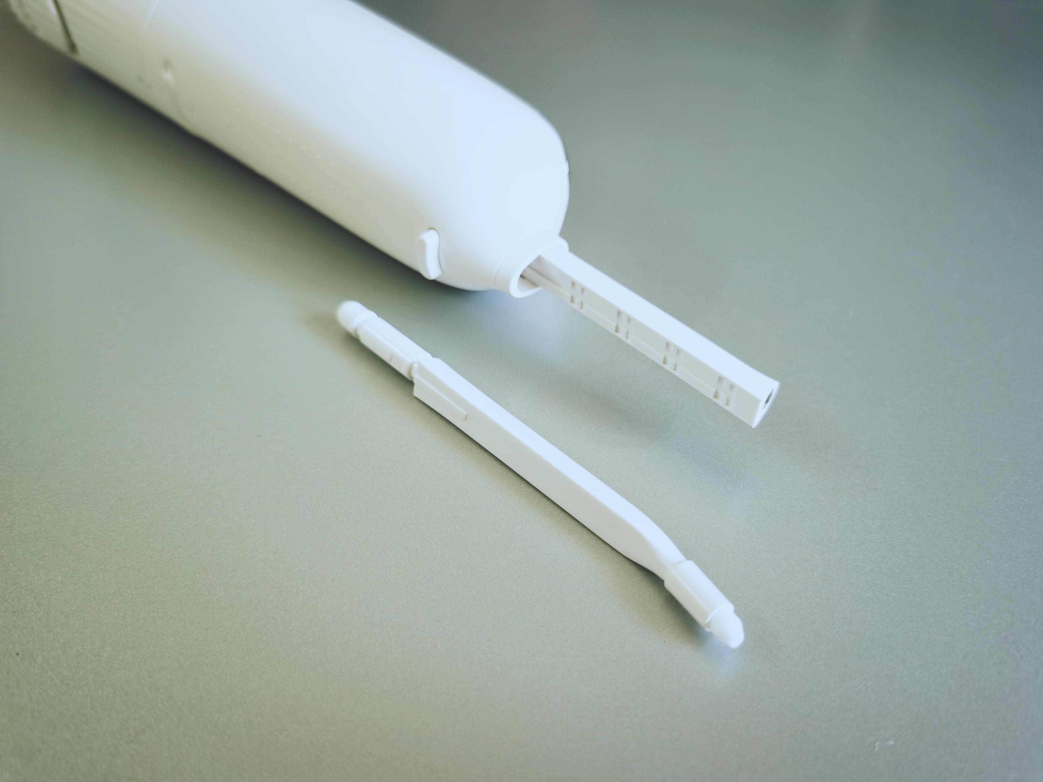 深层护理看得见，美的智能SPA微气泡可视化冲牙器上手实测