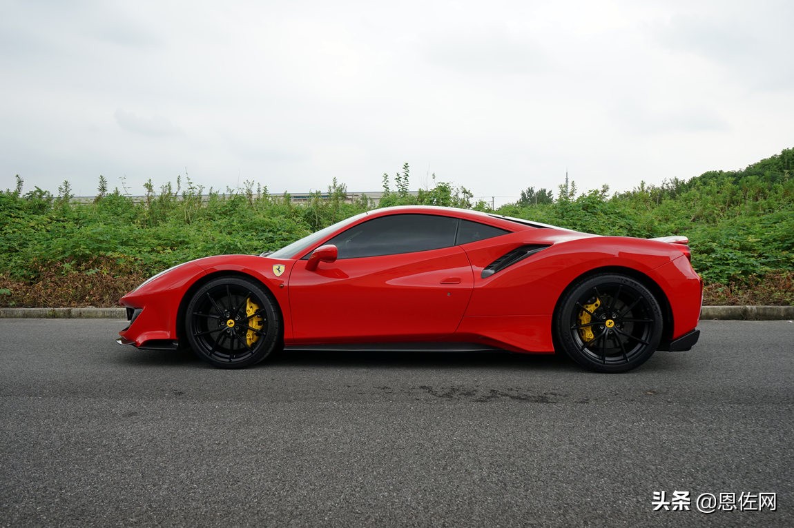 法拉利报价及图片大全 价格_【读车号】
