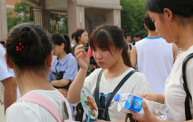 教育部经过再三确认，这几类学生不得参加高考，成绩再好也没用