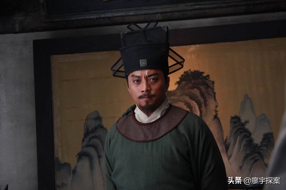 当7年配音演员，演8年配角，45岁拿影帝，带他进京圈的贵人已早逝