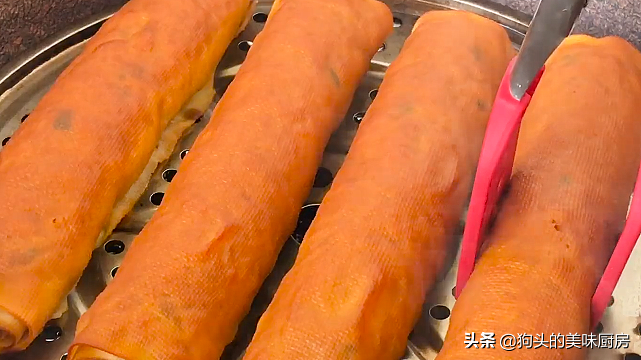 肉馅别包饺子了，试试这样卷一卷，层层都有肉，上桌就是硬菜