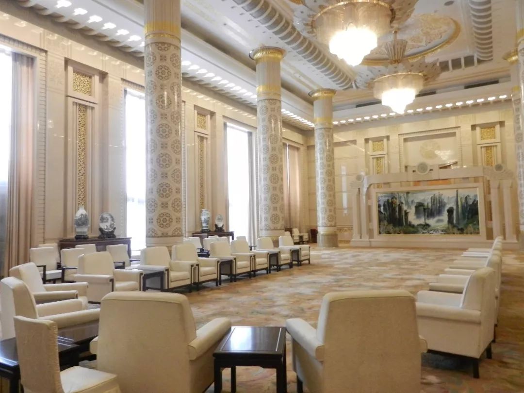 人民大会堂接待国宾的家具长什么样?