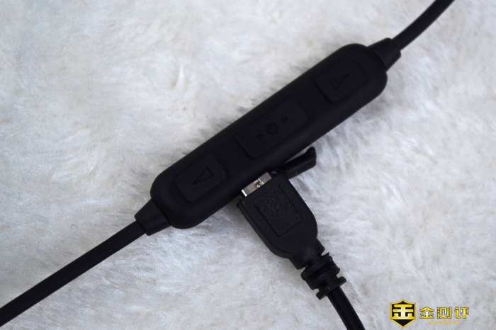 「金测评」NANK南卡S2挂脖式蓝牙耳机：运动游戏两者兼得